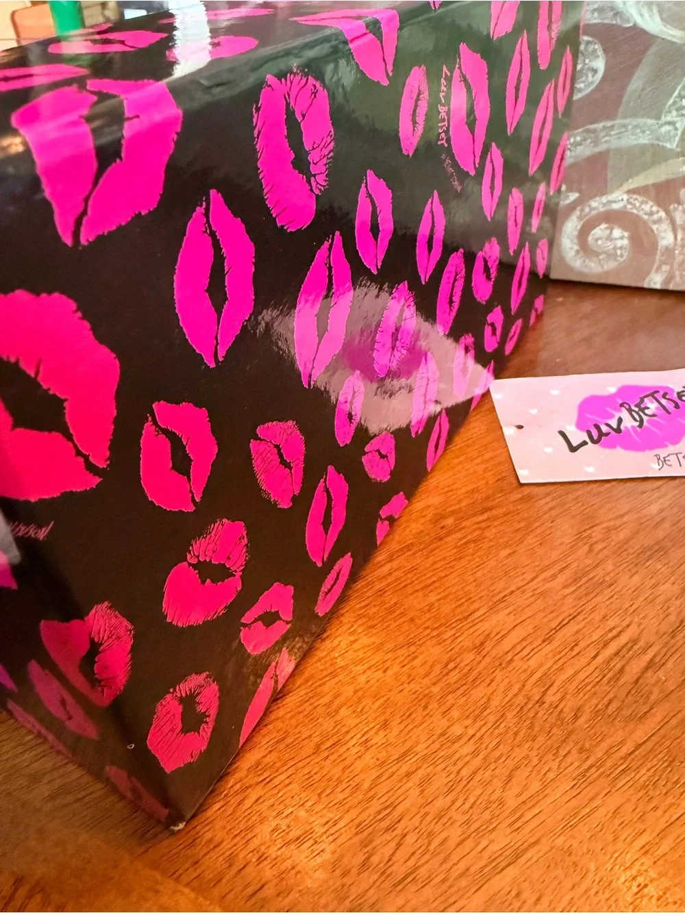Luv Betsey by Betsey Johnson Lauren Wallet/Wristlet Black & Fuchsia NWT in Box